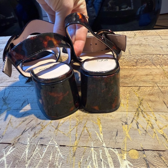 J Crew Tortoise Shell Patent Leather Block Heel Women's Sandals - Picture 5 of 10